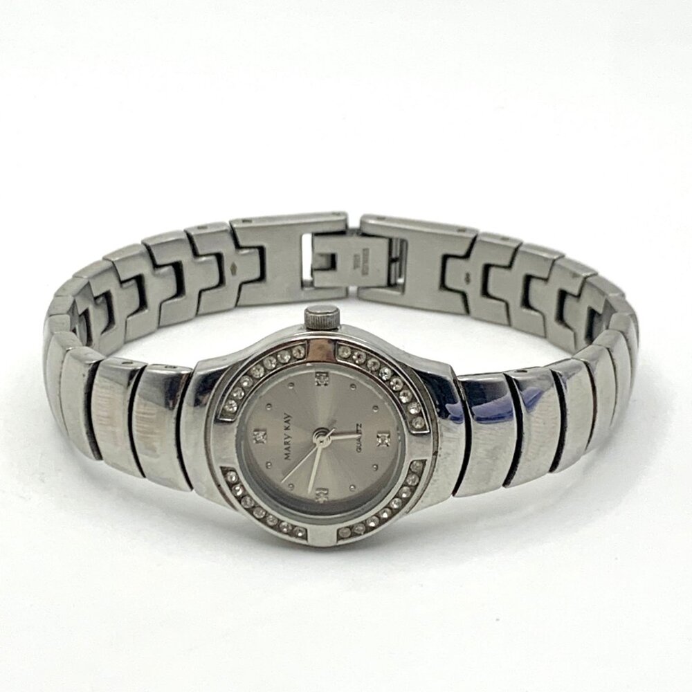 Mary Kay Silver Tone Watch Crystal Bezel 6.5" Wrist New Battery - Picture 3 of 15